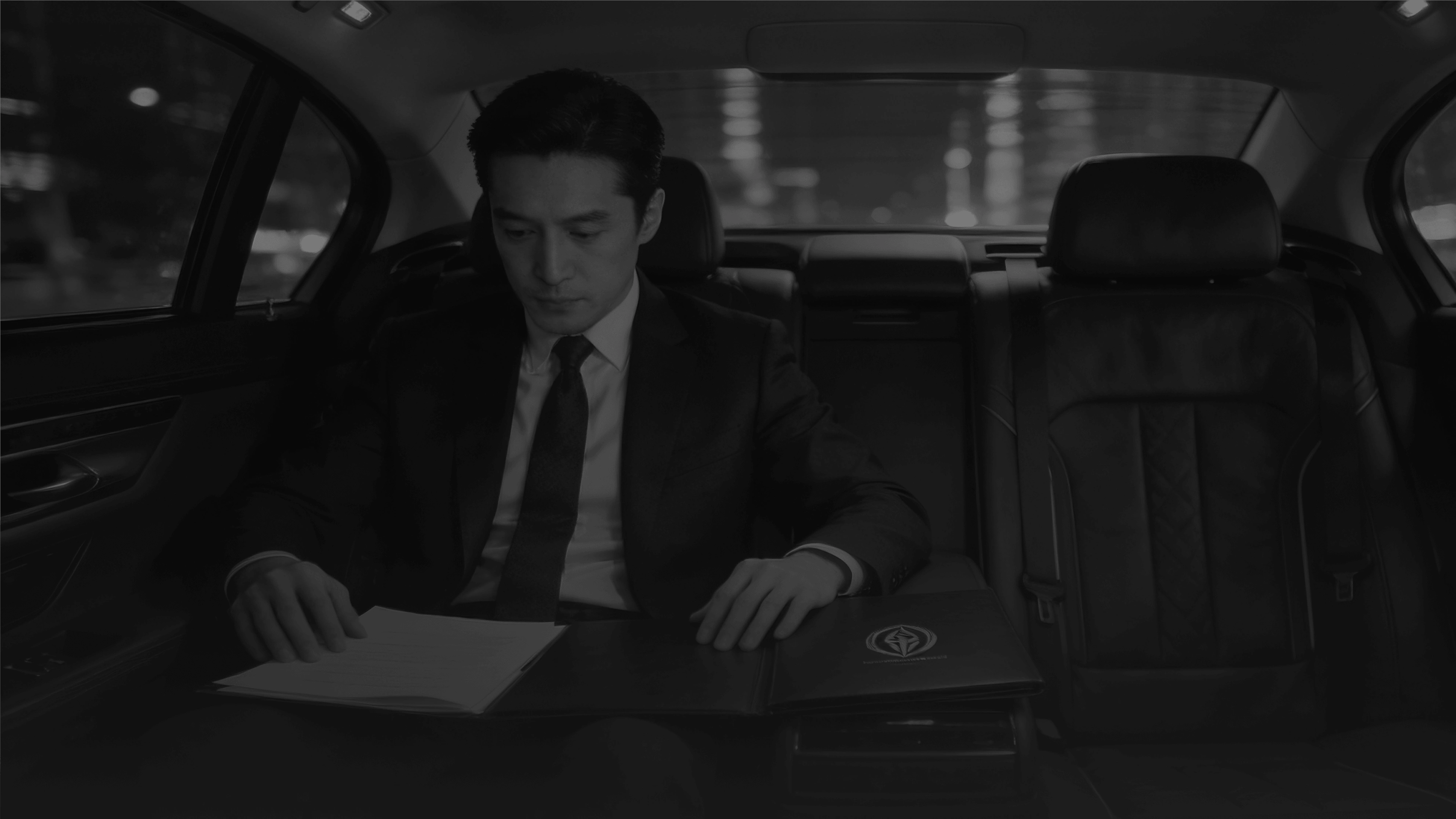 Your Thailand chauffeur awaits.